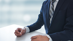 人は変わらない！！（変えようとすると…）